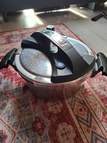 Pressure cooker Royalty Line beschikbaar voor biedingen
