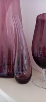 Woondecoratie paarse vazen van glas i.z.g.s., Huis en Inrichting, Woonaccessoires | Vazen, Ophalen of Verzenden, Overige kleuren