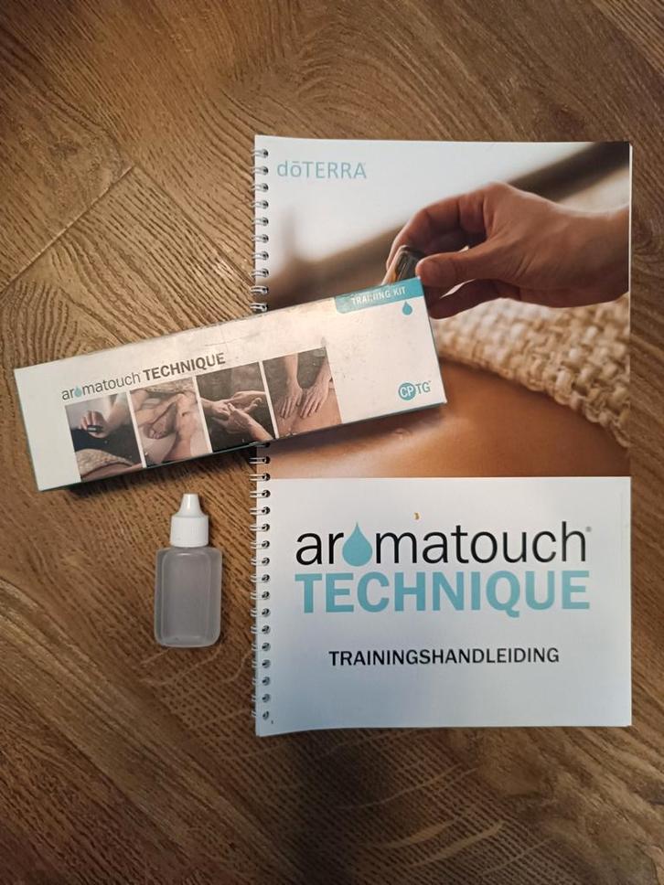 DoTerra AromaTouch Training Kit - 3/4 Vol, Sport en Fitness, Gezondheidsproducten en Wellness, Ophalen of Verzenden