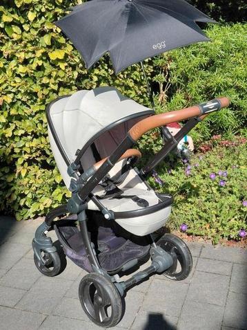 Egg kinderwagen met heel veel accessoires  beschikbaar voor biedingen
