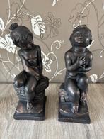 NIEUWSTAAT Beeldjes van jongen - meisje - kinderen BRUIN, Verzamelen, Ophalen of Verzenden, Zo goed als nieuw, Mens