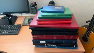 Verzameling van 14 nog nette lege stockboeken beschikbaar voor biedingen