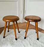 Vintage schoolkrukjes krukjes retro hout, Huis en Inrichting, Krukjes, Ophalen of Verzenden, Zo goed als nieuw, Hout