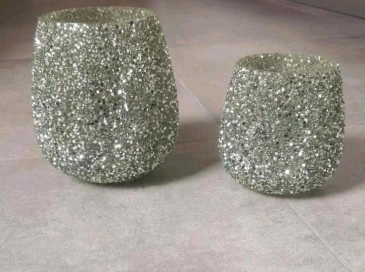 2 Intratuin strass windlichten / vazen ZGAN, Huis en Inrichting, Woonaccessoires | Kandelaars en Kaarsen, Zo goed als nieuw, Kandelaar
