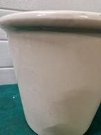 bloempot trompetvorm creme, Ophalen of Verzenden, 'T Olde Gre-j, Info@toldegrej.nl, Endepoelstraat 20f Didam