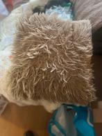 2 Zandkleurige Sierkussens - 45x45 cm, Ophalen, Zo goed als nieuw, Beige, Vierkant