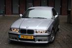 UNIEKE BMW E36 320 Cabriolet M-pakket 1994 Grijs, Auto's, 65 €/maand, Achterwielaandrijving, Cabriolet, Leder