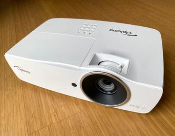 Optoma EH461 Beamer : Full HD, 3D, 5000 lumen - als nieuw beschikbaar voor biedingen