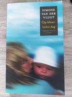 Simone van der Vlugt - Op klaarlichte dag, Ophalen of Verzenden, Zo goed als nieuw, Simone van der Vlugt