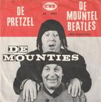 De Mounties (1964) "De Pretzel / De Mountel Beatles (She Lov, Nederlandstalig, Gebruikt, 7 inch, Ophalen