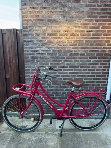 Vogue Elite damesfietsen – rood & donkerrood beschikbaar voor biedingen
