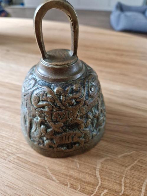 Antieke zware koperen kerkbel met afbeeldingen van Lucas, Jo, Antiek en Kunst, Antiek | Koper en Brons, Ophalen of Verzenden