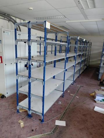7 meter dubbele leg bord stelling beschikbaar voor biedingen
