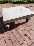 Betonnen Salontafel met Wielen, Huis en Inrichting, Ophalen, Overige materialen, Gebruikt, Vierkant