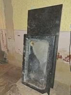 antieke keuken met arduinen gootsteen, keukenblad en kranen, Ophalen