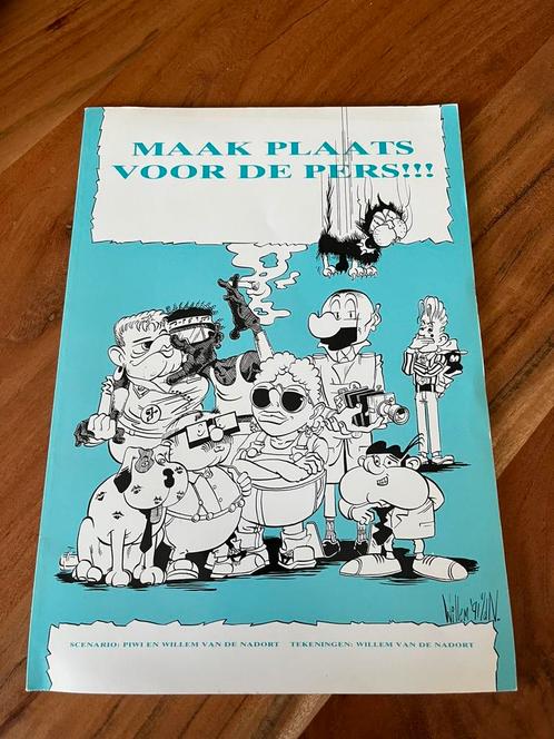 MAAK PLAATS VOOR DE PERS!!!, Boeken, Stripboeken, Zo goed als nieuw, Eén stripboek, Ophalen of Verzenden