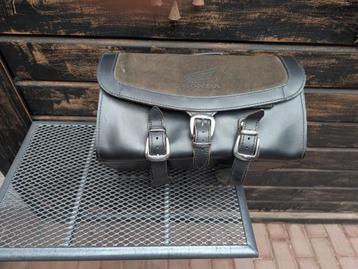 Leren Kofferbak Bromfiets/Motor - Goede Afwerking beschikbaar voor biedingen