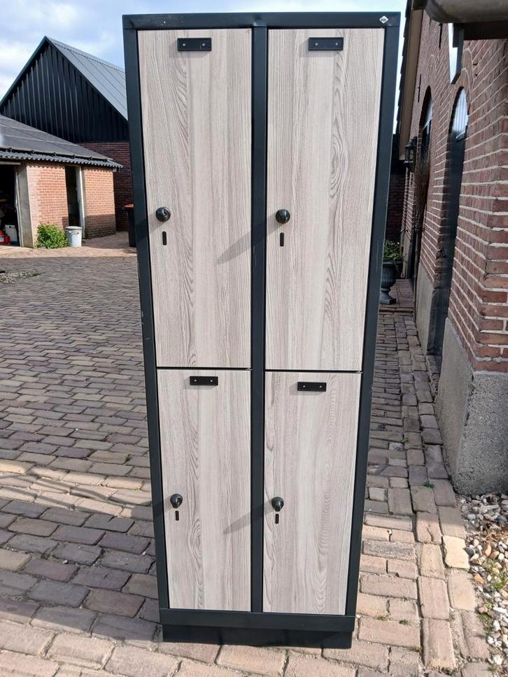 Metalen lockerkast met houtlook deuren, Huis en Inrichting, Kasten | Kledingkasten, 150 tot 200 cm, 25 tot 50 cm, Ophalen