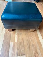 Grote stevige zwarte leren poef, Huis en Inrichting, Ophalen, Gebruikt, Hout, 50 tot 75 cm