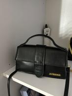 Jaquemus tas zwart, Sieraden, Tassen en Uiterlijk, Tassen | Damestassen, Ophalen of Verzenden, Zo goed als nieuw, Zwart, Schoudertasje