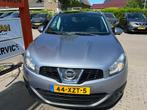 NISSAN Qashqai 2.0 140pk M-CVT Connect Edition panoramadak b, Auto's, Nissan, Euro 5, Stof, Zwart, 4 cilinders
