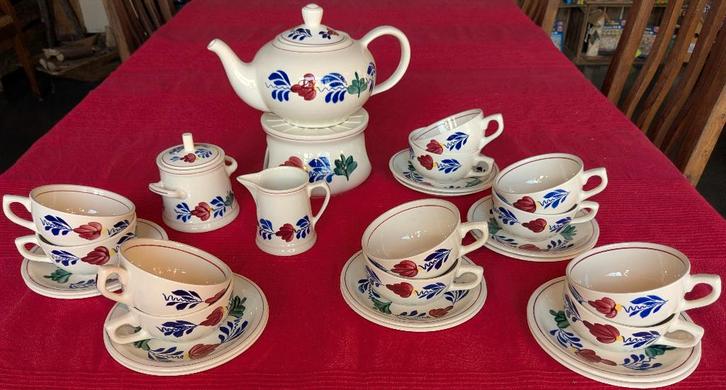 Boerenbont Boch theeservies, Antiek en Kunst, Antiek | Servies compleet, Ophalen
