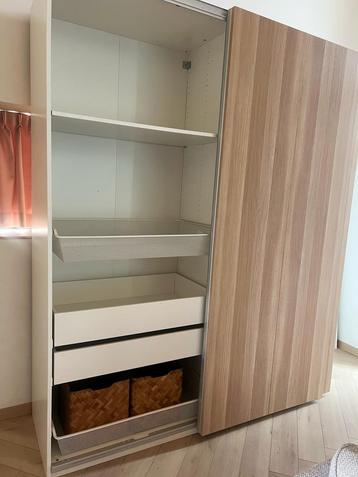 Twee keer IKEA PAX KAST incl INHOUD 200 x 236