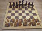 Homas Schaakbord 39x39 + Houten schaakstukken Koning 9 cm!!!, Ophalen of Verzenden, Minder dan 500 stukjes, Schaken