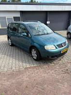 Volkswagen Touran 1.6 85KW 2003 Groen, Stof, 74 €/maand, Origineel Nederlands, Bedrijf