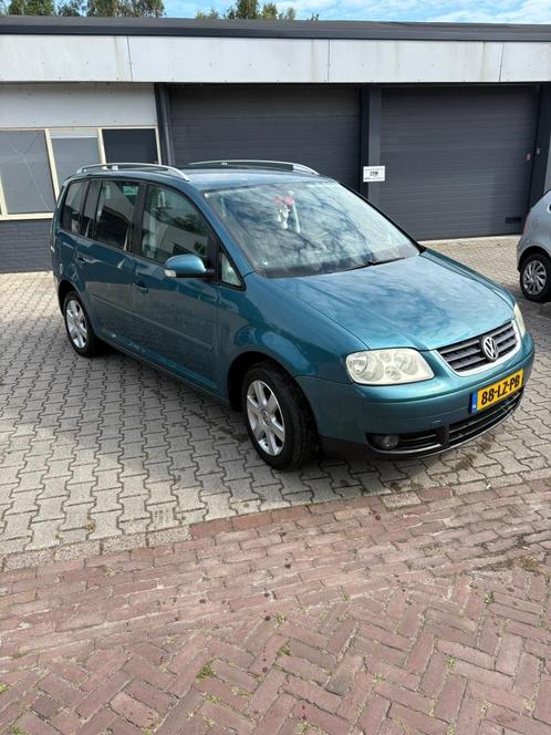 Volkswagen Touran 1.6 85KW 2003 Groen, Auto's, Volkswagen, Bedrijf, Touran, ABS, Airbags, Bluetooth, Centrale vergrendeling, Elektrische ramen