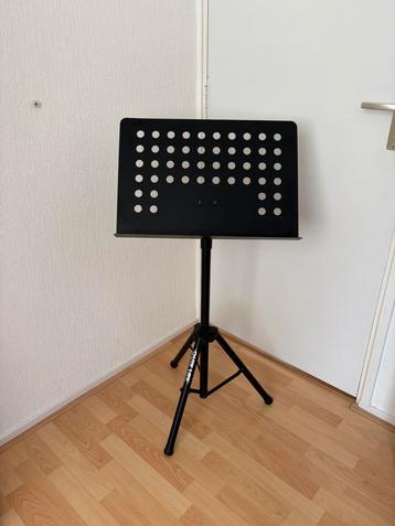 Professionele Quik Lok muziekstandaard nieuwstaat! beschikbaar voor biedingen