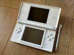 Nintendo DS Lite Incl Oplader (GBA Compatible), Spelcomputers en Games, Games | Nintendo DS, Avontuur en Actie, 1 speler, Ophalen of Verzenden