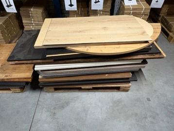 Pallet (20) Tafel bladen hout melamine HPL ACTIE/OPRUIMING beschikbaar voor biedingen