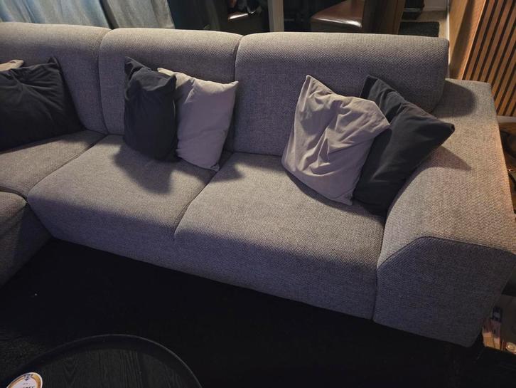 Mooie hoekbank - kan nog prima een ronde mee!, Huis en Inrichting, Banken | Bankstellen, Gebruikt, Hoekbank, Vierpersoons of meer