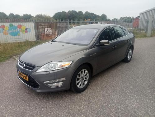 Ford Mondeo Hatchback 1.6 TDCI Full Options Trekhaak 2013, Auto's, Ford, Particulier, Mondeo, ABS, Airbags, Bluetooth, Boordcomputer