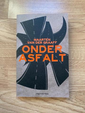 Maarten van der Graaff - Onder asfalt. NIEUW! beschikbaar voor biedingen