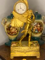Klokkendrager brons verguld, Antiek en Kunst, Antiek | Klokken, Ophalen of Verzenden