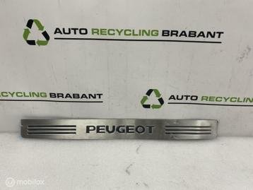 Instaplijst Peugeot 207 NIEUW 5 DEURS ORIGINEEL 7010X9 beschikbaar voor biedingen