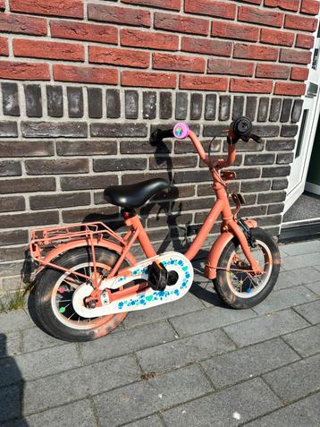 12 inch kinderfiets beschikbaar voor biedingen