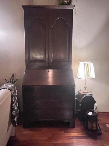 Antieke Secretaire beschikbaar voor biedingen