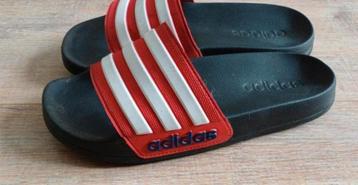 Adidas Adilette slippers maat 35 beschikbaar voor biedingen