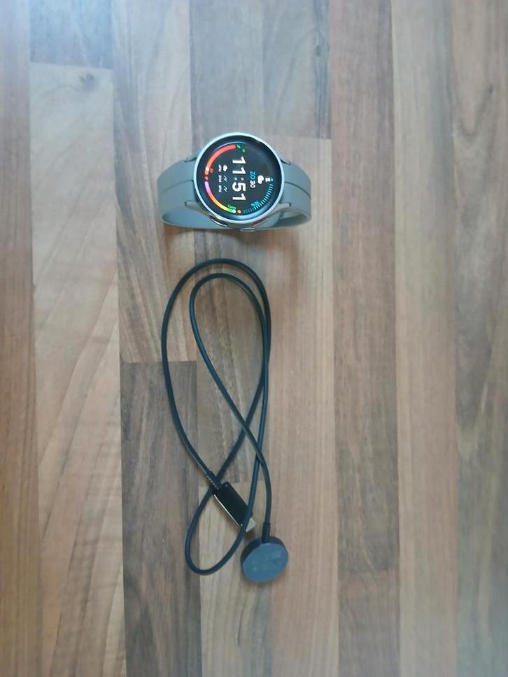Samsung Galaxy Watch 5 Pro, Sieraden, Tassen en Uiterlijk, Smartwatches, Zo goed als nieuw, Android, Grijs, Afstand, Calorieverbanding