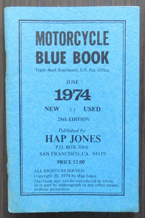 Motorcycle Blue Book 1974 (USA) - nieuw- en inruilprijzen, Boeken, Motoren, Gelezen, Algemeen, Verzenden