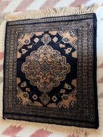 Perzisch kleed klein 58x65cm (zonder franje) goede staat, Ophalen