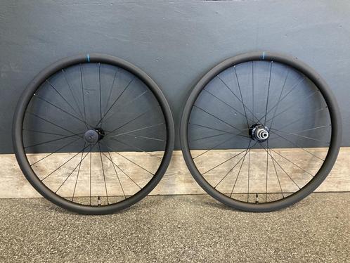 Shimano GRX WH-RX880-TL Wielset - 28" | Carbon | Clincher |, Fietsen en Brommers, Fietsonderdelen, Nieuw, Racefiets, Wiel, Ophalen of Verzenden