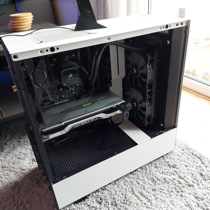 Witte gaming PC, Computers en Software, Desktop Pc's, Gebruikt, 3 tot 4 Ghz, HDD, 16 GB, Met videokaart, Gaming, Virtual Reality