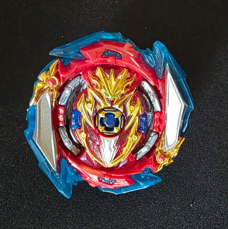 beyblade burst sparking infinite achilles, Kinderen en Baby's, Speelgoed | Actiefiguren, Zo goed als nieuw, Verzenden