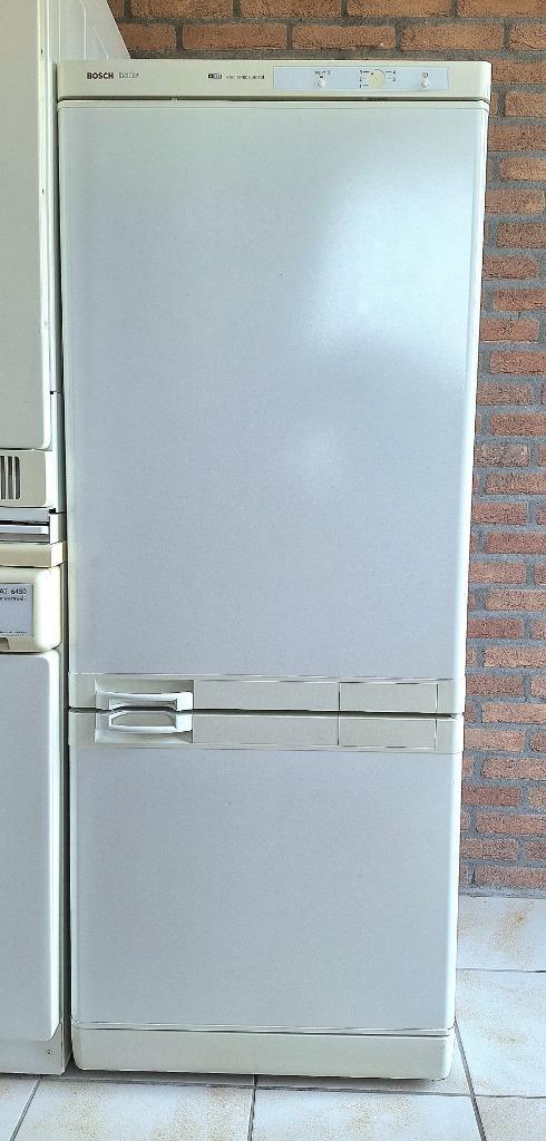 Bosch *** koelkast met vriezer, Witgoed en Apparatuur, Koelkasten en IJskasten, Zo goed als nieuw, Met aparte vriezer, 200 liter of meer