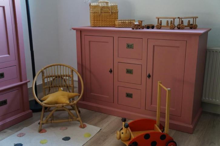 Vintage gerestylde kinderkamer kasten & commodes, Kinderen en Baby's, Kinderkamer | Commodes en Kasten, Zo goed als nieuw, 105 cm of meer