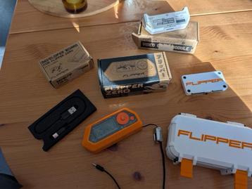 Flipper Zero met accessoires beschikbaar voor biedingen